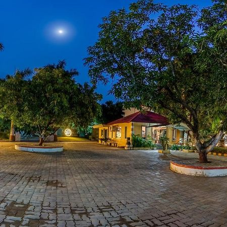 Saavaj Resort, Sasan Gir - Where Wilderness Meets Luxury Eksteriør bilde