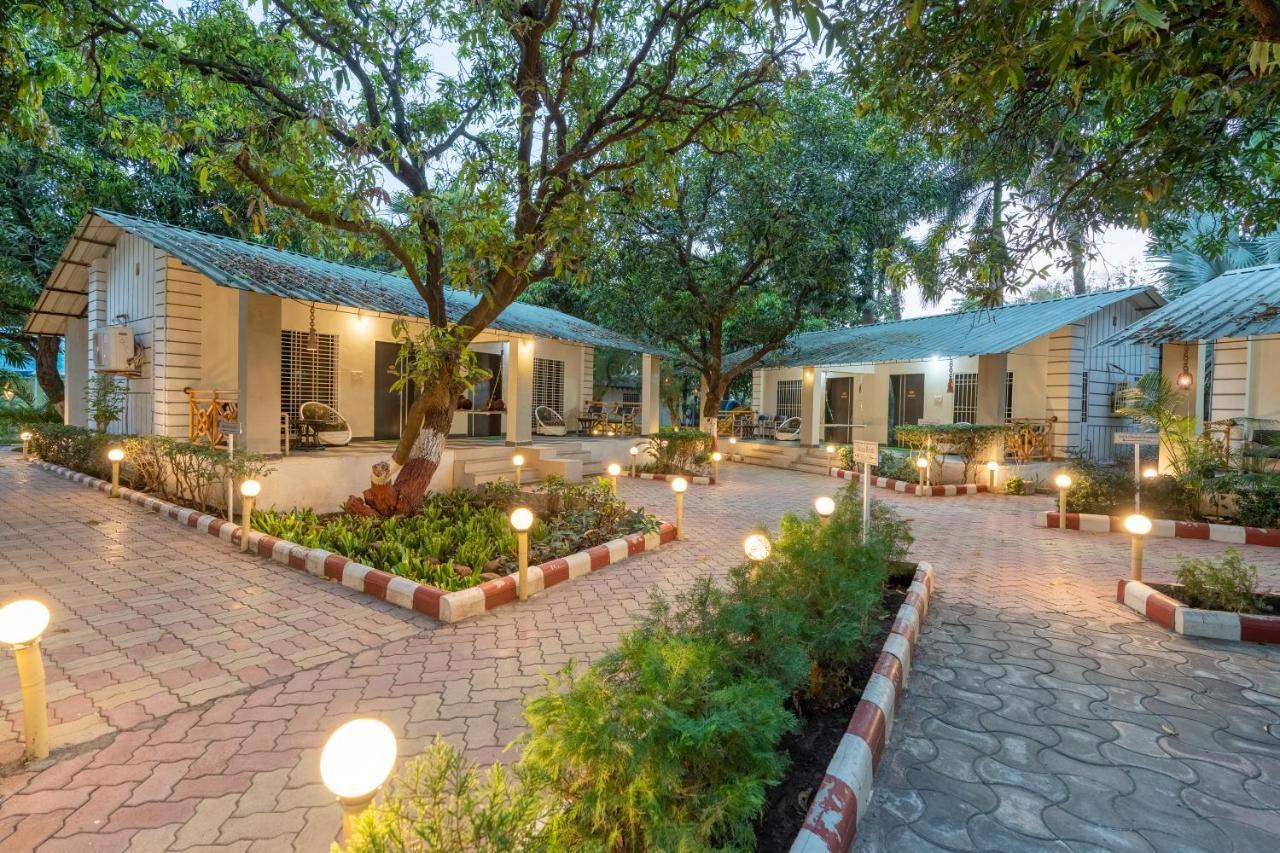 Saavaj Resort, Sasan Gir - Where Wilderness Meets Luxury Eksteriør bilde